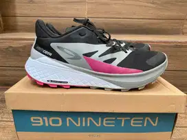 Trail shoes 910 yuza speedgoth