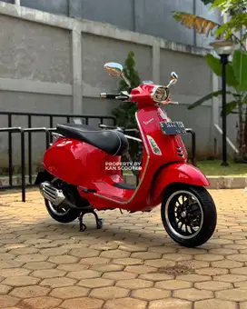 JUAL MURAH VESPA SPRINT 150 iGET ABS FACELIFT 2020 MULUS