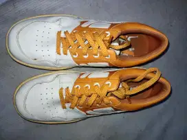 sepatu Johnson x one piece ukuran 42