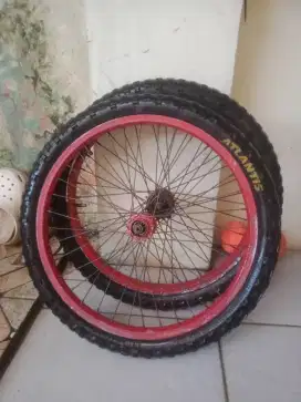 Ban Roda 20 Inchi tinggal pasang ukuran ban 20x2.125
