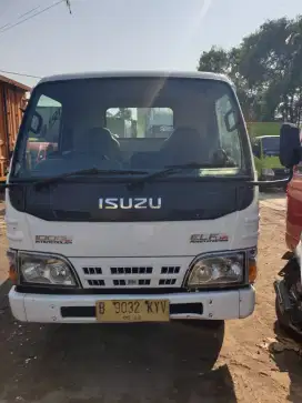 ISUZU ELF NKR 55 4BAN LONG BAK TRY WAE