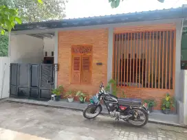 Dijual / disewakan Rumah Asri