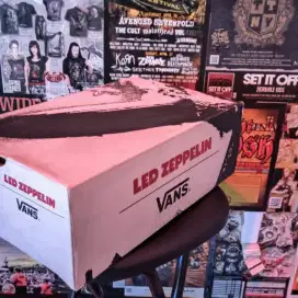 Sepatu led zepplin vans