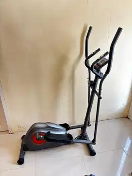 Kinectic Elliptical Bike 507E