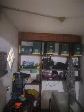 Etalase kaca dan rak kayu Ex warung