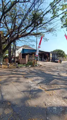 Dijual Ruang Usaha Hook Strategis Di Poros Jl. Sulfat Malang