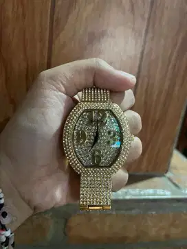 Jam tangan second