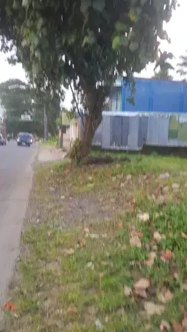TANAH POROS JALAN MAYJEN SUNKONO BURING MALANG