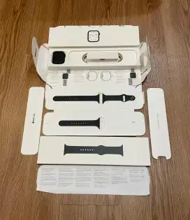 Apple watch iwatch Series 7 45mm BH 98% lengkap fullset original