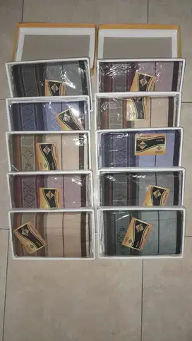 Sarung tenun Multazam