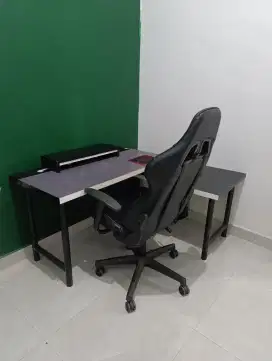 Meja komputer + kursi gaming