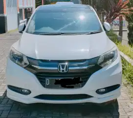 Jual Mobil HRV Prestige 2015 Warna Putih