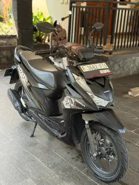 Honda Beat Street Thn 2023 Hitam Mulus