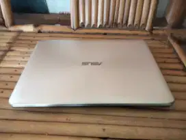 Asus X442UR/core i7-gen7/RAM 8GB/SSD256gb+HDD1tb/VGA Nvidia 930mx