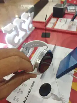Samsung watch 8 40mm