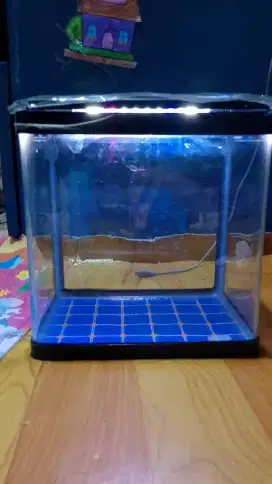 Aqiarium Sea Blue Tank XS-260 black