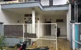 Di sewakan murah rumah dekat depok
