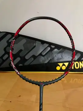 JUAL CEPAT!!! Raket Yonex Arcsaber 11 play Ori