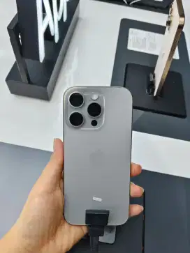 READY STOK IPHONE 16 PRO*FREE GRANSI FISIK 2 TAHUN*BLIBLI STORE PIM