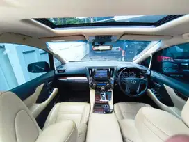 Toyota Alphard 2018 Bensin