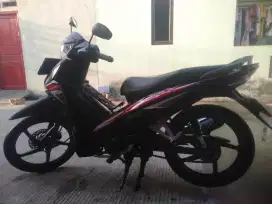 Jual motor Revo X