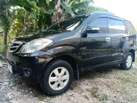 Daihatsu Xenia Li Deluxe+ 2011