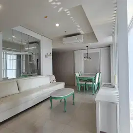 Disewakan apartemen 3 kamar full Furnished Orange County newport lippo