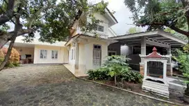 Rumah 2 lantai Huk di Taman Kenari Nusantara Cibubur