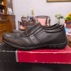 Sepatu Justin Otto Leather ART JM04 Slip-On Warna Coklat Size 41 New