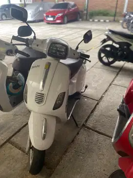 MOTOR LISTRIK VESPA U Winfly T3, 2023