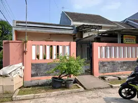 Dijual Cepat Rumah Hook Asri Plus Kitchen Set Lokasi Strategis