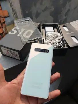 Samsung s10 8/128GB SEIN