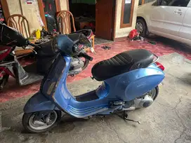 Vespa primavera 2015