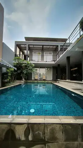 DIJUAL RUMAH FULL FURNISHED DI DEPOK DEKAT DENGAN TOL CICAGO
