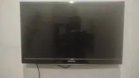 LED Samsung 24