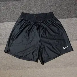 Celana Pendek N1ke Olah Raga size L *bekas good