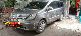 Nissan Grand livina 2009 Bensin