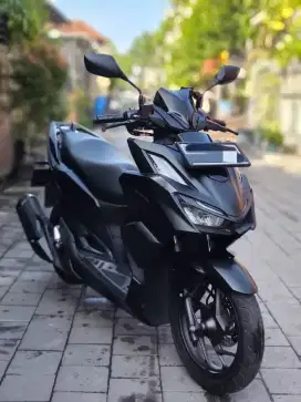 Vario 160 CBS Pribadi Mulus