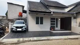 Rumah Luas SHM 11 Mnt ke The Park Sawangan Dibantu KPR J-30876