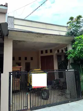 Rumah 2 Lt SHM 15 Mnt ke Tol Bekasi Timur 1 Dibantu KPR J-32815