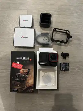 INSTA 360 ACE PRO 2 BANYAK BONUS