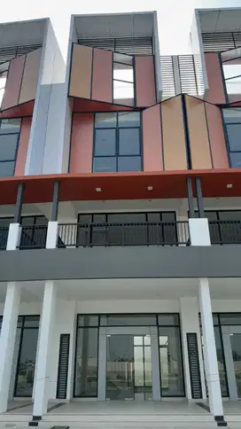 DISEWAKAN RUKO BARU DI SUMMARECON CROWN GADING BEKASI