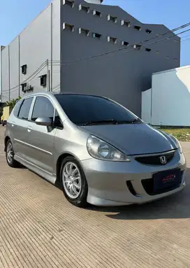 Honda Jazz 1.5 Vtec 2008 Automatic ( Silver Metalik )
