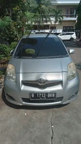 Yaris E 1.5 matic dijual