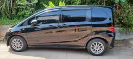 Honda Freed 2009 Bensin