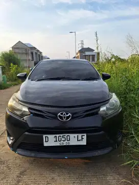Toyota Limo 2014 Bensin