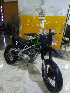 KAWASAKI KLX150
