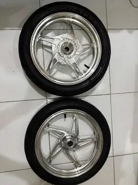 Velg CMG MG1+Ban Pirelli DRS 80/90-80/100