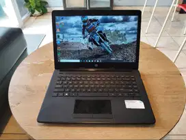 Laptop HP 14 CM0071AU AMD E2-9000e RAM 8GB SSD 128GB AMD Radeon
