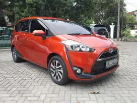 TERMURAH!!! Toyota Sienta V 2016 AT